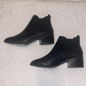 ABOUND Black Booties